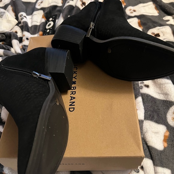 Lucky Brand ankle boots - Picture 4 of 4